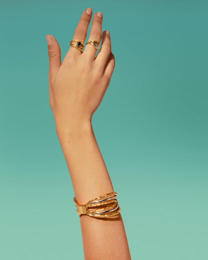 TWIRL BRACELET