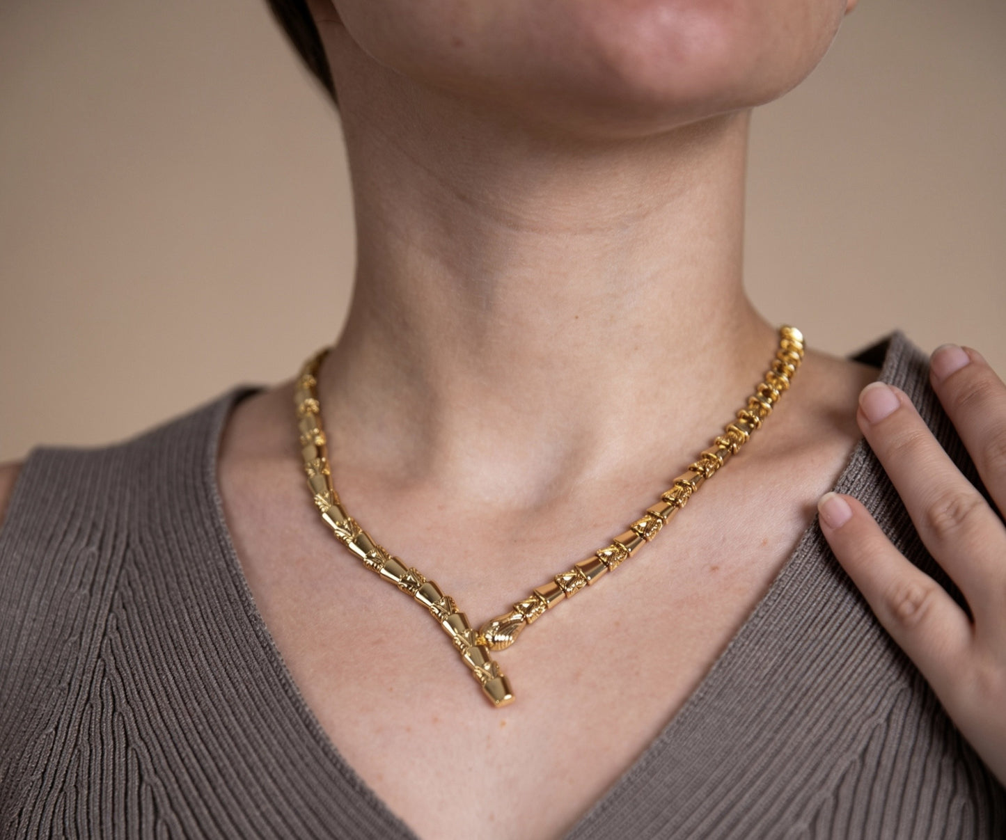 CREAM ICE V2 NECKLACE